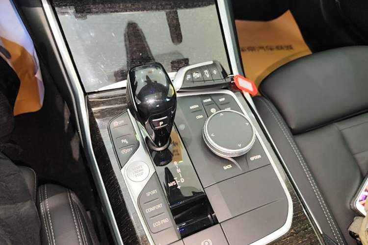 Used BMW 3 Series 2021 325Li M Sport Package Gear Lever