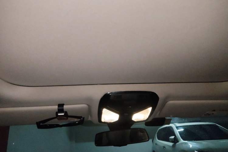 Used BMW 3 Series 2021 325i M Sport Package Headliner