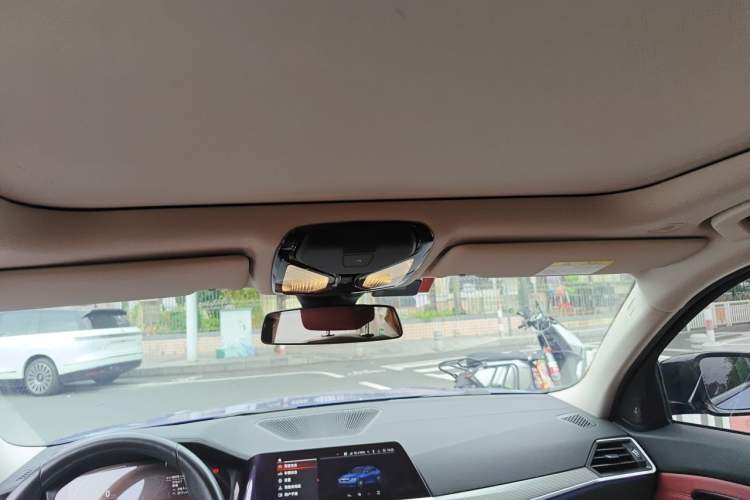 Used BMW 3 Series 2021 325Li M Sport Shadowline Package Headliner