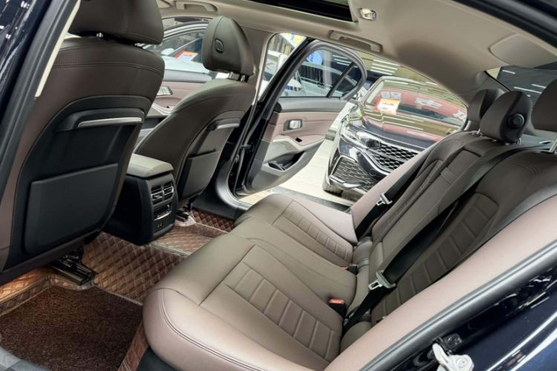 Used BMW 3 Series 2021 Facelifted 320Li M Sport Package Interior 1