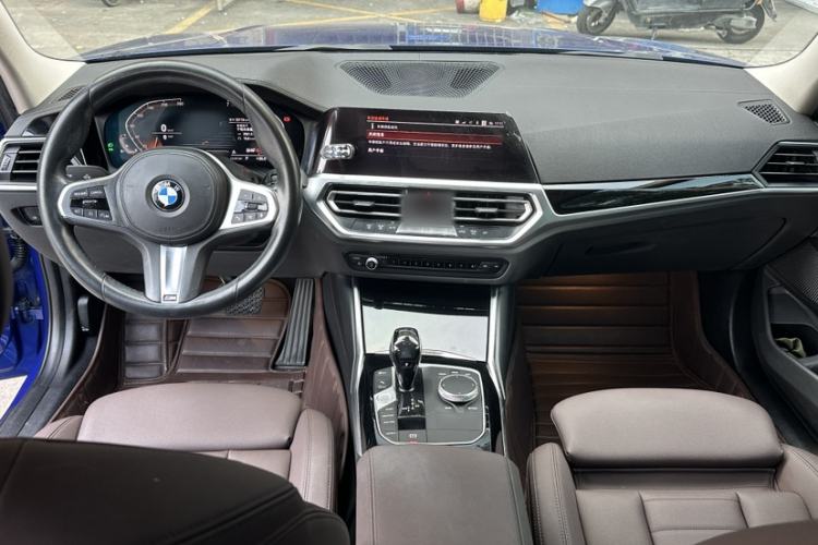 Used BMW 3 Series 2021 Second Facelift 320Li M Sport Package Interior 2