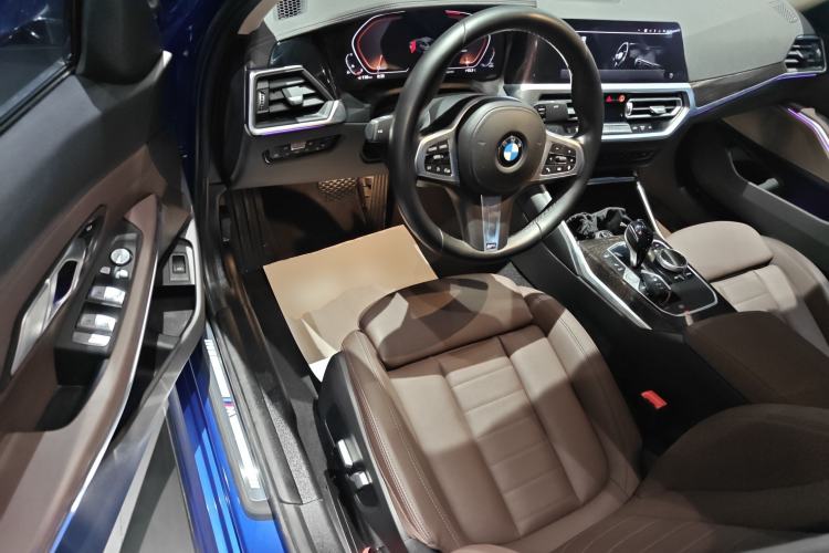 Used BMW 3 Series 2021 Restyled 325Li M Sport Package Interior 3
