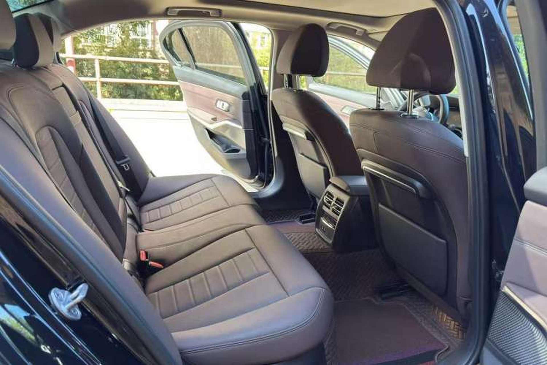 Used BMW 3 Series 2021 Second Facelift 320Li M Sport Package Interior 6