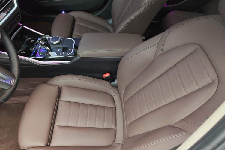 Used BMW 3 Series 2021 320Li M Sport Package Left Front Seat