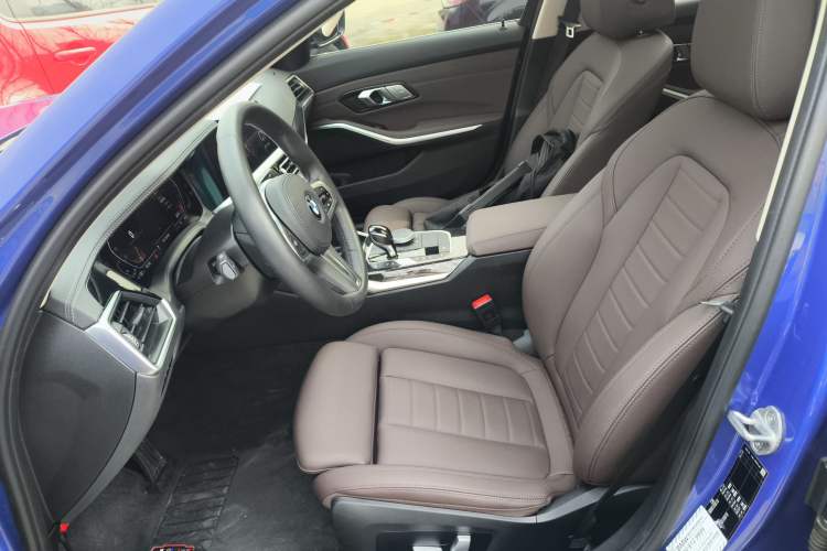 Used BMW 3 Series 2021 325Li M Sport Package Left Front Seat