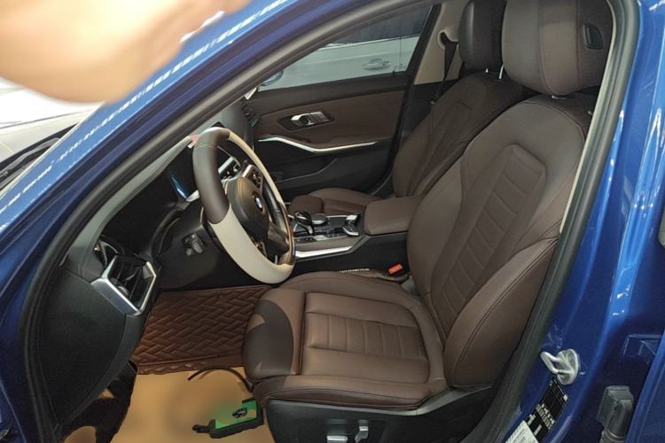 Used BMW 3 Series 2021 325i M Sport Package Left Front Seat