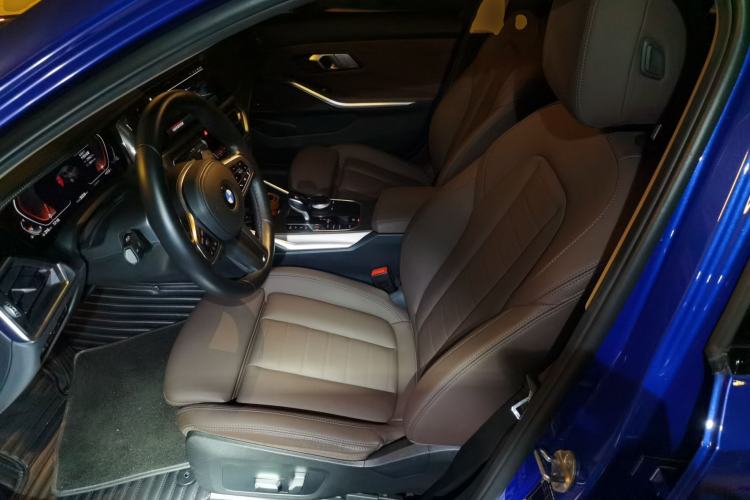 Used BMW 3 Series 2021 Second Facelift 325i M Sport Night Edition Package Left Front Seat