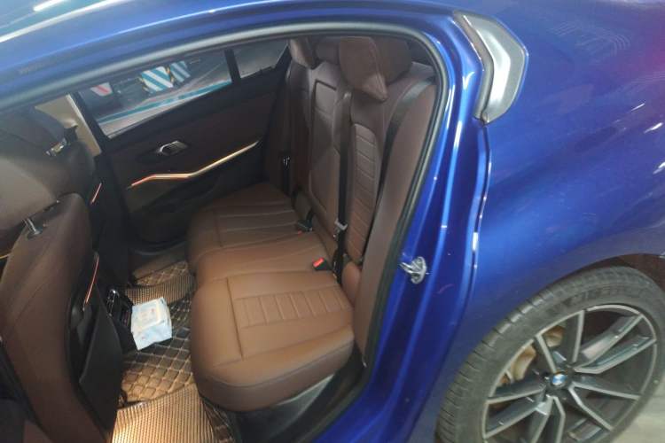 Used BMW 3 Series 2021 Restyled 325Li M Sport Package Left Rear Seat