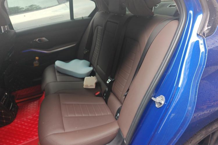 Used BMW 3 Series 2021 325Li M Sport Shadowline Package Left Rear Seat