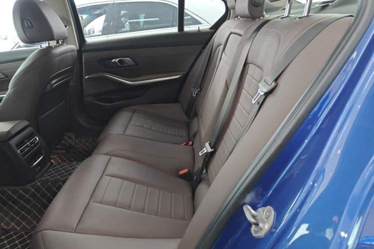 Used BMW 3 Series 2021 320Li M Sport Package Left Rear Seat