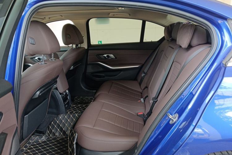 Used BMW 3 Series 2021 Second Facelift 320Li M Sport Package Left Rear Seat