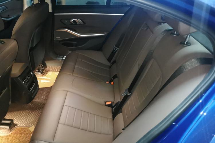 Used BMW 3 Series 2021 325i M Sport Night Edition package Left Rear Seat