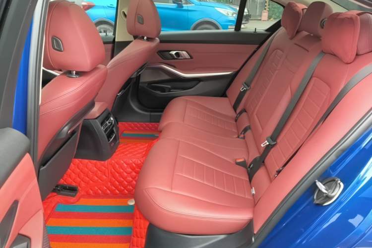 Used BMW 3 Series 2021 Restyled 325Li M Sport Package Left Rear Seat