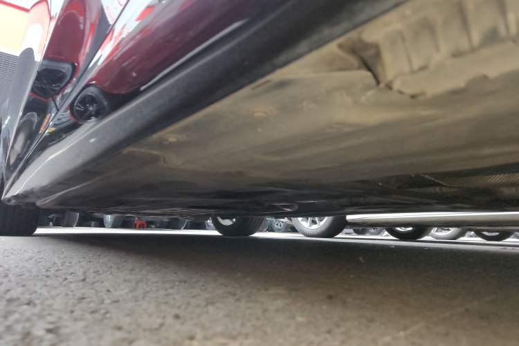 Used BMW 3 Series 2021 325Li M Sport Package Left Side Sill
