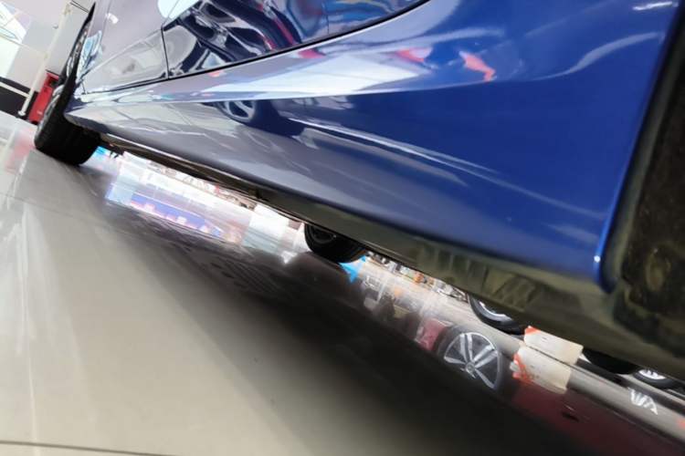 Used BMW 3 Series 2021 Second Facelift 320Li M Sport Package Left Side Sill