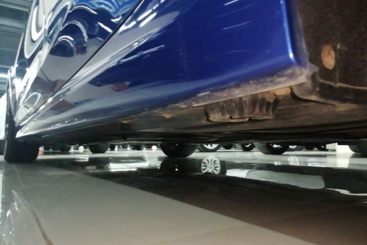 Used BMW 3 Series 2021 Facelifted 320Li M Sport Package Left Side Sill