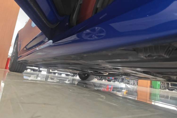 Used BMW 3 Series 2021 Facelifted 325Li M Sport Night Edition Package Left Side Sill