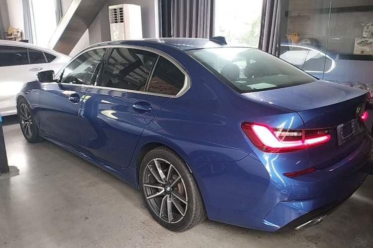 Used BMW 3 Series 2021 Second Facelift 325Li M Sport Package Rear Left 45 Deg