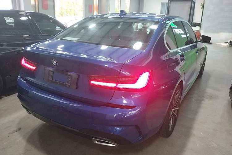Used BMW 3 Series 2021 Second Facelift 325Li M Sport Package Rear Right 45 Deg