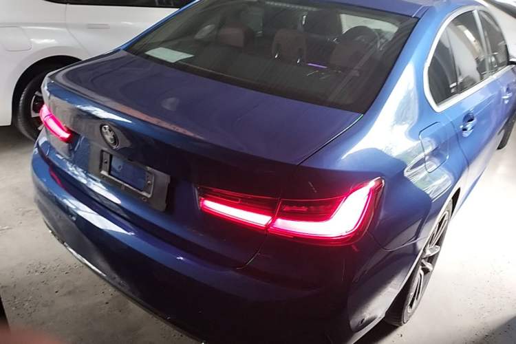 Used BMW 3 Series 2021 Second Facelift 325Li M Sport Package Rear Right 45 Deg