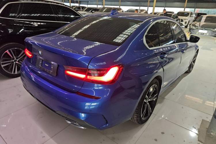 Used BMW 3 Series 2021 325i M Sport Package Rear Right 45 Deg