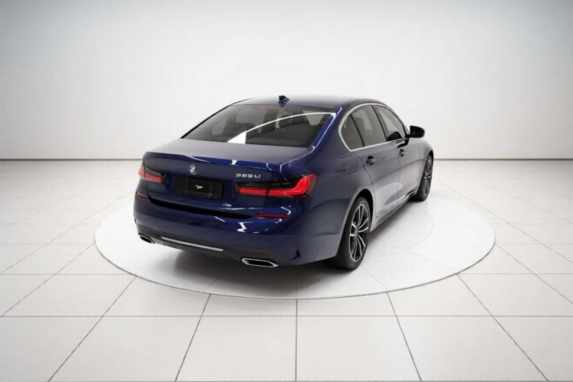 Used BMW 3 Series 2021 Second Facelift 325Li M Sport Package Rear Right 45 Deg