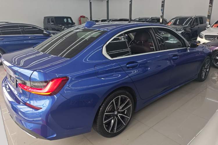 Used BMW 3 Series 2021 Second Facelift 325Li M Sport Package Rear Right 45 Deg