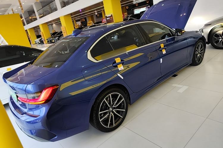 Used BMW 3 Series 2021 325Li M Sport Package Rear Right 45 Deg