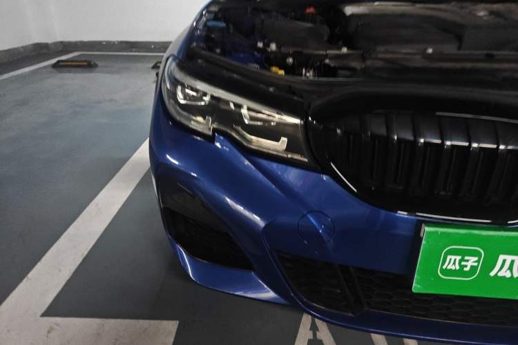 Used BMW 3 Series 2021 325i M Sport Night Edition package Right Front Headlight