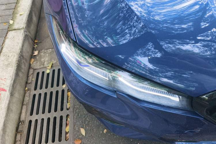 Used BMW 3 Series 2021 Second Facelift 330i M Sport Night Edition Package Right Front Headlight
