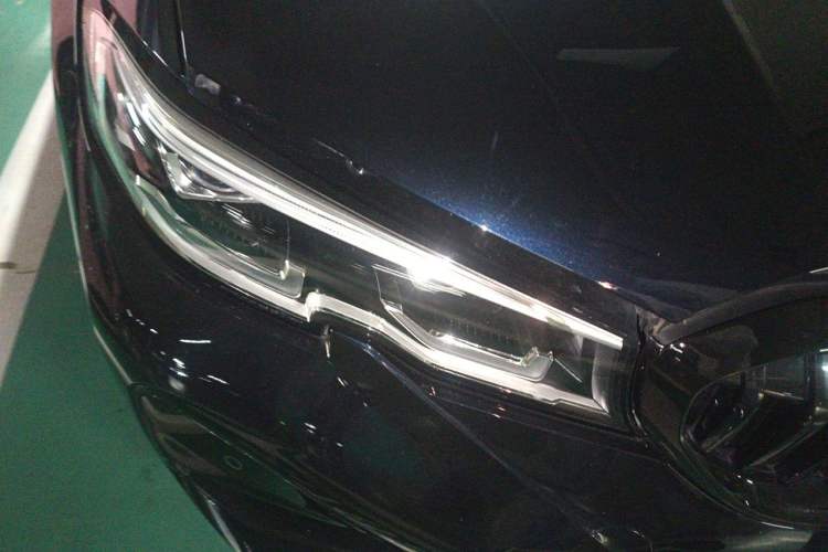 Used BMW 3 Series 2021 Facelifted 325Li M Sport Night Edition Package Right Front Headlight