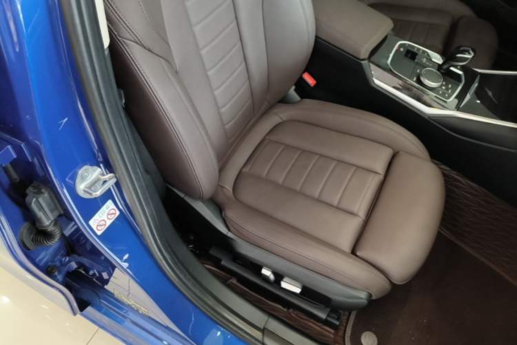 Used BMW 3 Series 2021 Second Facelift 325Li M Sport Package Right Front Seat