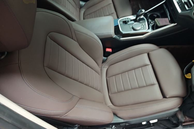 Used BMW 3 Series 2021 Second Facelift 320Li M Sport Package Right Front Seat