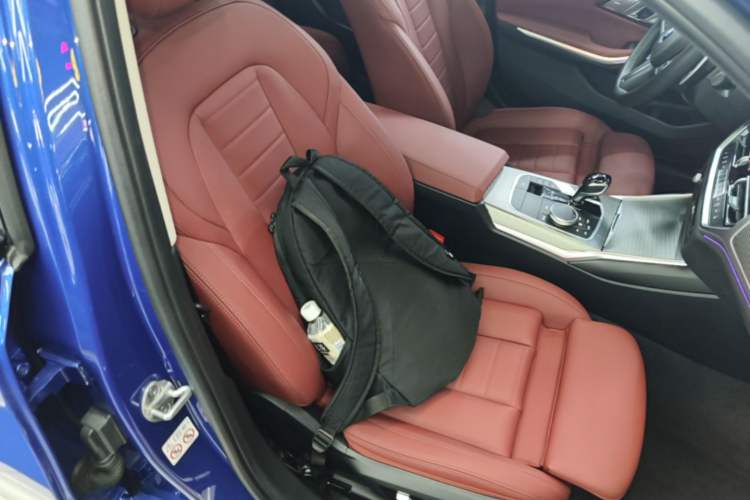 Used BMW 3 Series 2021 Restyled 325i M Sport Night Edition Package Right Front Seat