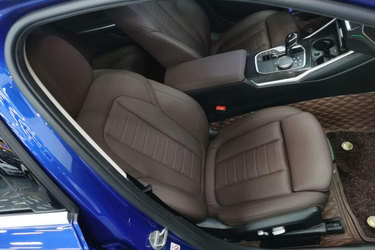 Used BMW 3 Series 2021 Second Facelift 325Li M Sport Package Right Front Seat