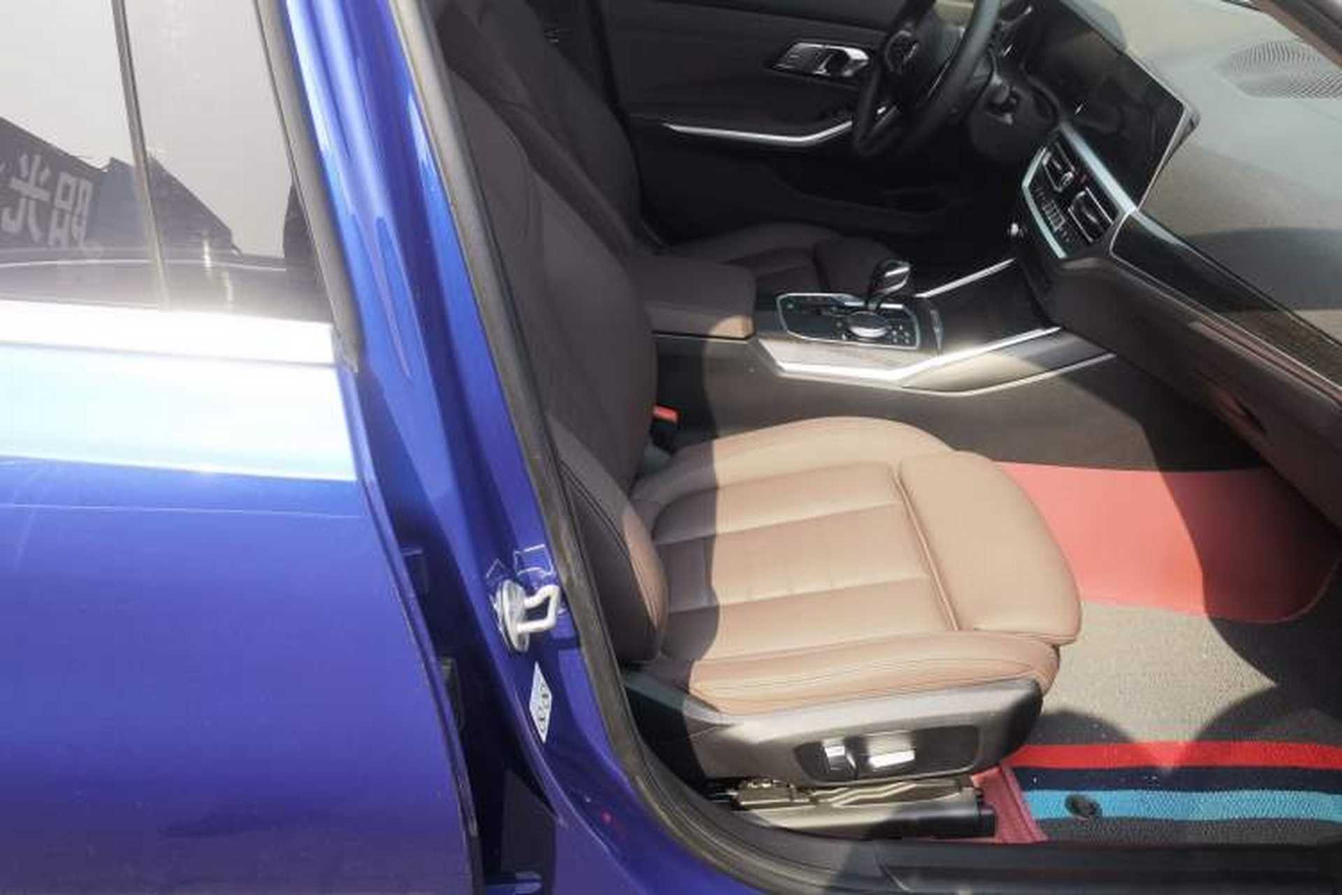 Used BMW 3 Series 2021 325Li M Sport Package Right Front Seat