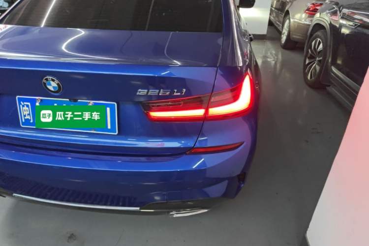 Used BMW 3 Series 2021 325Li M Sport Package Right Rear Taillight