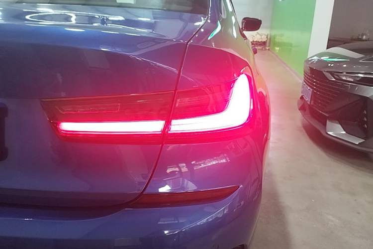 Used BMW 3 Series 2021 Second Facelift 325Li M Sport Package Right Rear Taillight