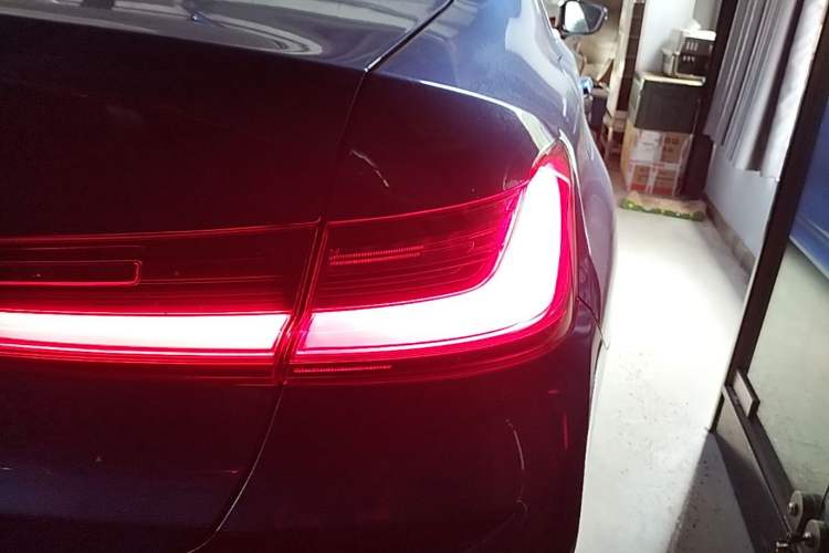 Used BMW 3 Series 2021 Second Facelift 325Li M Sport Package Right Rear Taillight