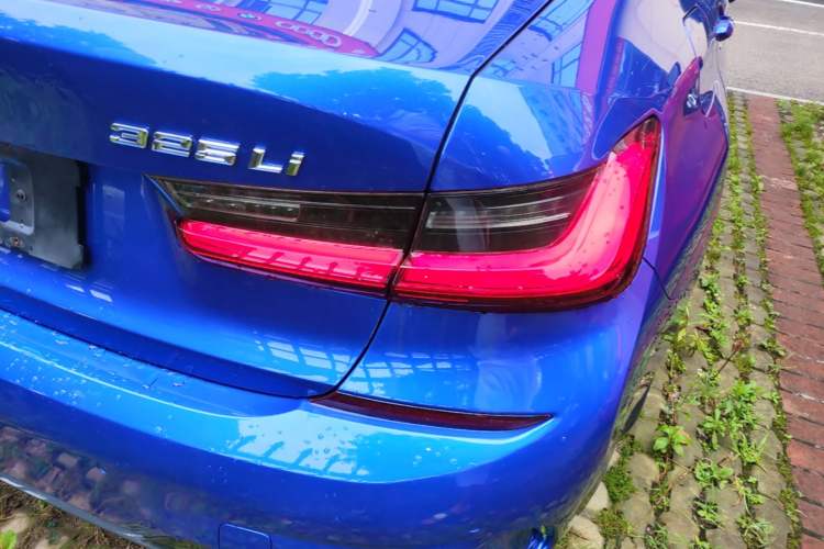Used BMW 3 Series 2021 Second Facelift 325Li M Sport Package Right Rear Taillight