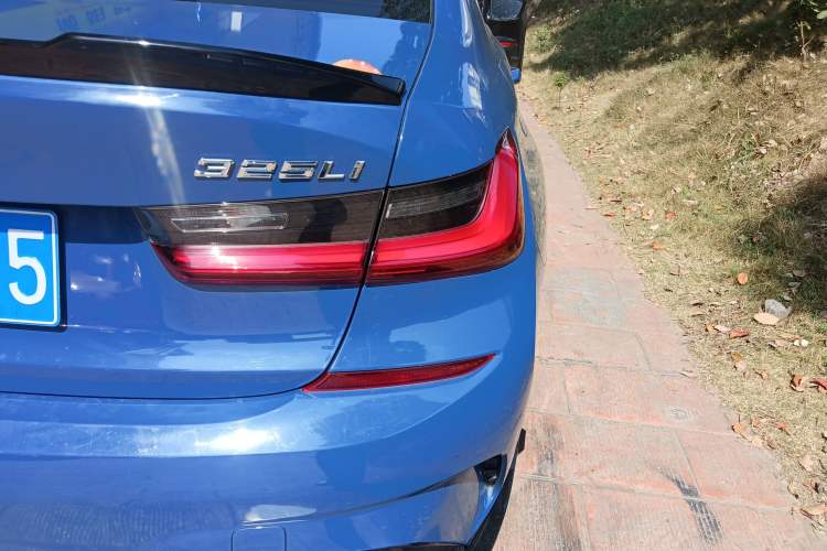 Used BMW 3 Series 2021 Second Facelift 325Li M Sport Package Right Rear Taillight