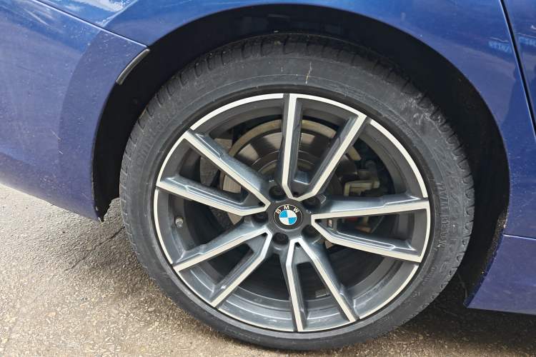 Used BMW 3 Series 2021 Second Facelift 325Li M Sport Package Right Rear Wheel Hub