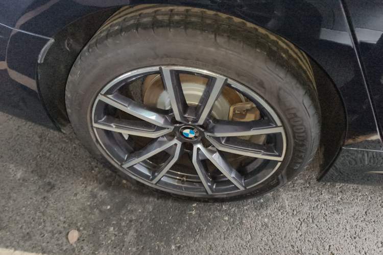 Used BMW 3 Series 2021 325Li M Sport Package Right Rear Wheel Hub