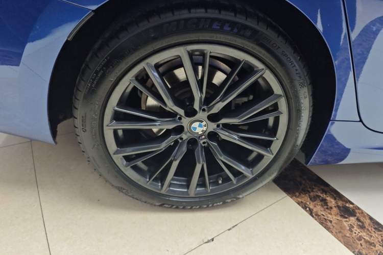 Used BMW 3 Series 2021 Facelifted 325Li M Sport Night Edition Package Right Rear Wheel Hub