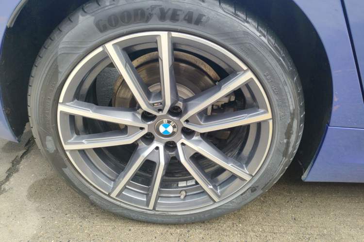 Used BMW 3 Series 2021 320Li M Sport Package Right Rear Wheel Hub