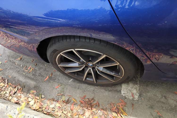 Used BMW 3 Series 2021 325Li M Sport Package Right Rear Wheel Hub