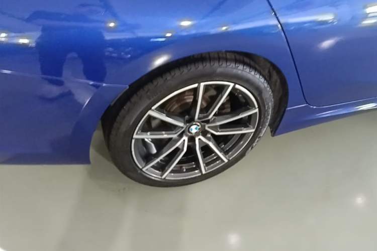 Used BMW 3 Series 2021 Restyled 325Li M Sport Package Right Rear Wheel Hub
