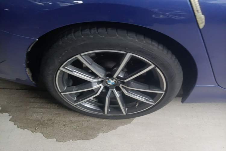 Used BMW 3 Series 2021 325Li M Sport Package Right Rear Wheel Hub