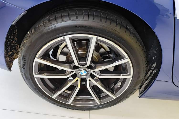 Used BMW 3 Series 2021 325Li M Sport Package Right Rear Wheel Hub