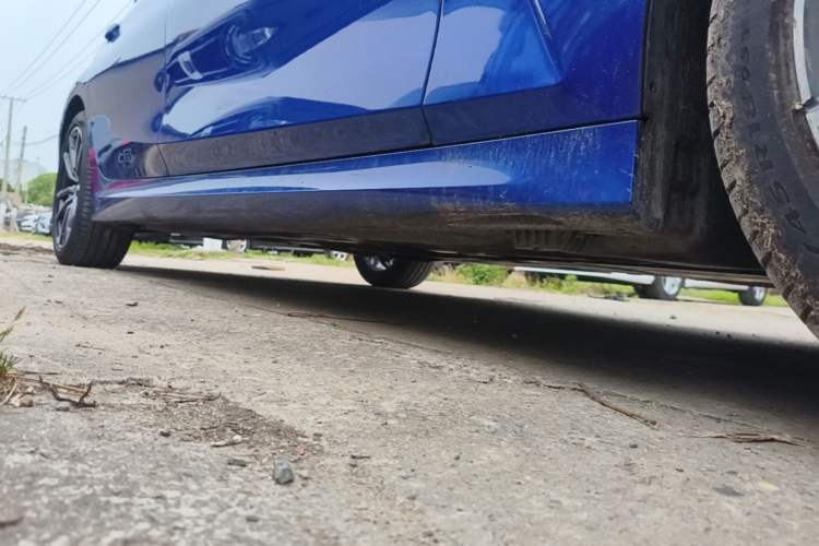 Used BMW 3 Series 2021 Second Facelift 325Li M Sport Package Right Side Sill